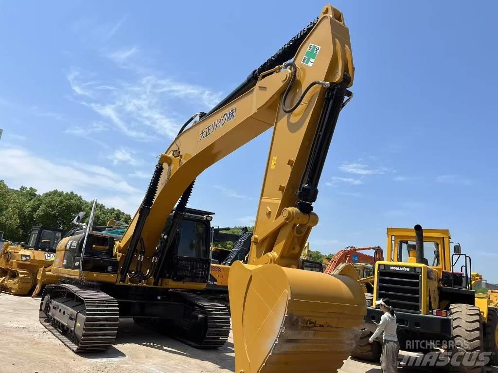 CAT 336 D حفارات زحافة