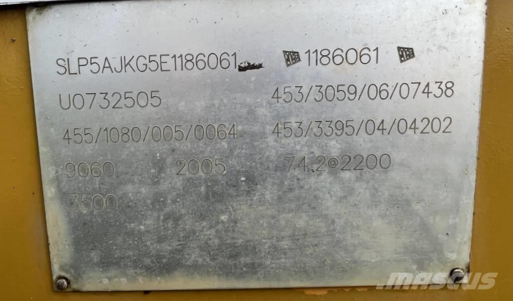 JCB 535-125 مناولات متداخلة