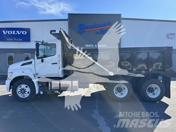 Hino XL8 شاحنات قلابة