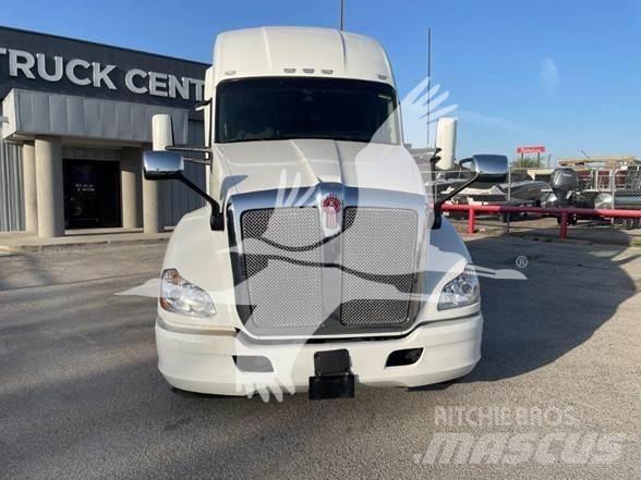 Kenworth T680 وحدات الجر