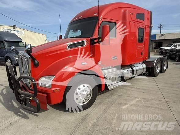 Kenworth T880 وحدات الجر