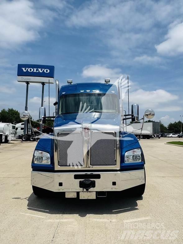 Kenworth T880 وحدات الجر
