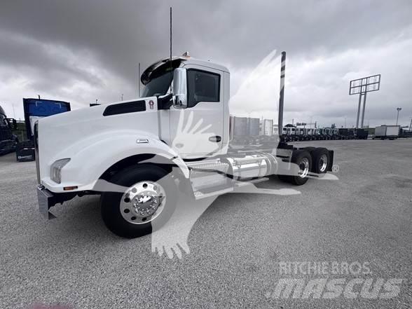 Kenworth T880 وحدات الجر