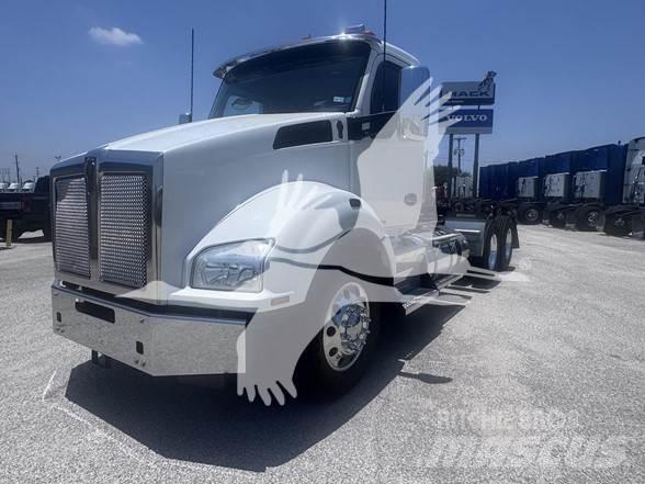 Kenworth T880 وحدات الجر