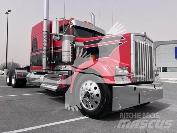 Kenworth W900 وحدات الجر