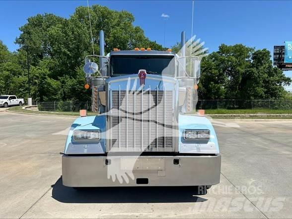 Kenworth W900L وحدات الجر