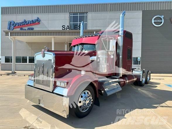 Kenworth W900L وحدات الجر