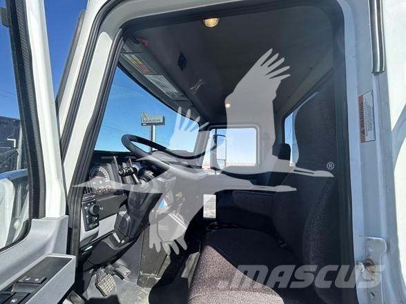 Mack MD6 شاحنات قلابة