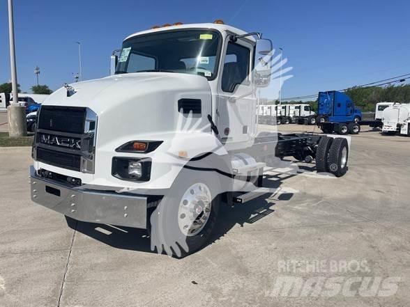Mack MD6 وحدات الجر