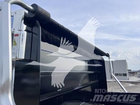 Mack MD6 شاحنات قلابة