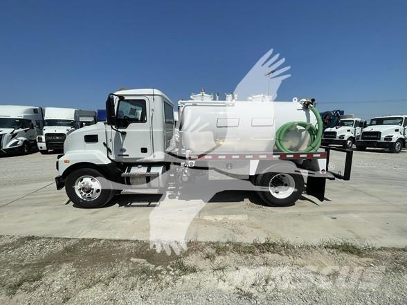Mack MD6 أخرى