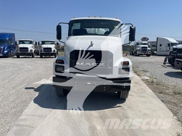 Mack MD6 أخرى