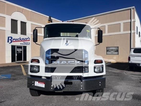 Mack MD6 معدات البناء - غير ذلك