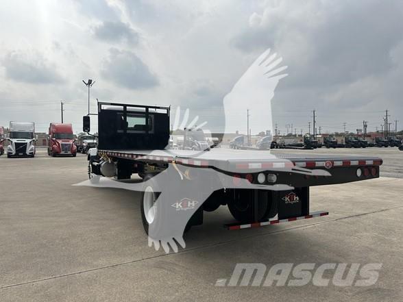 Mack MD6 شاحنات مسطحة/مفصلية الجوانب