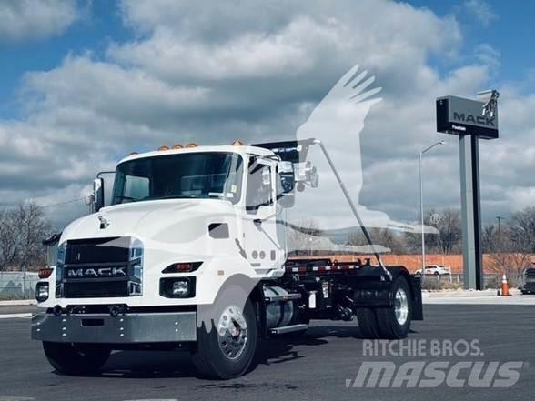 Mack MD7 أخرى