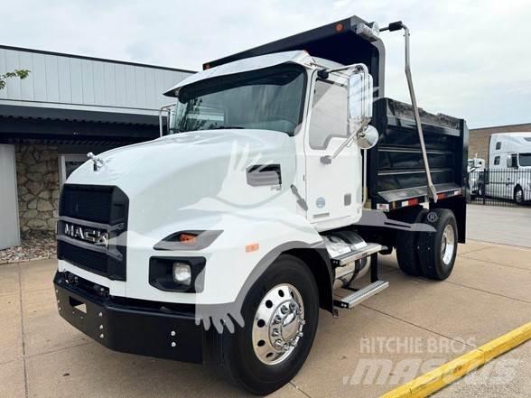 Mack MD7 شاحنات قلابة