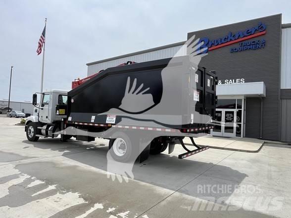 Mack MD7 أخرى