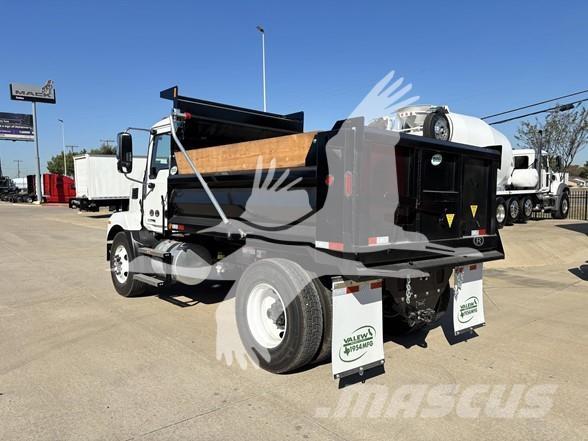 Mack MD7 شاحنات قلابة