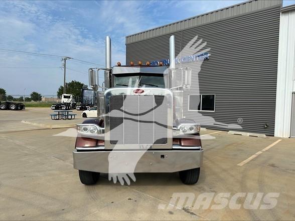 Peterbilt 389 وحدات الجر