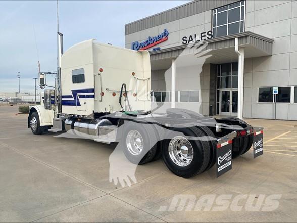 Peterbilt 389 وحدات الجر