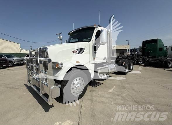Peterbilt 567 وحدات الجر