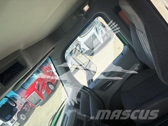 Peterbilt 579 وحدات الجر