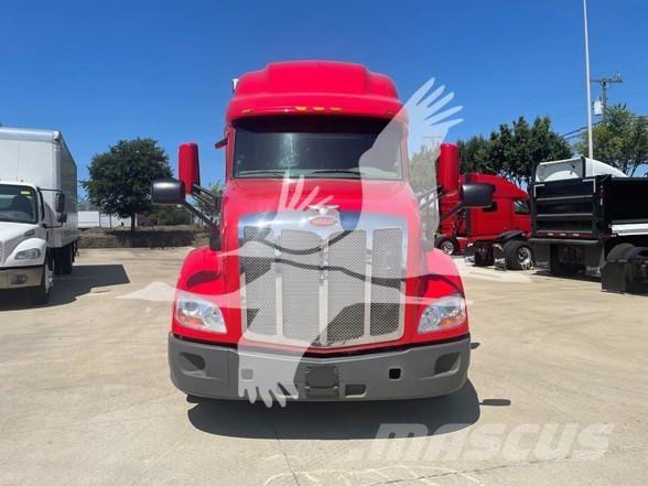 Peterbilt 579 وحدات الجر