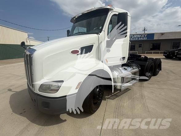 Peterbilt 579 وحدات الجر