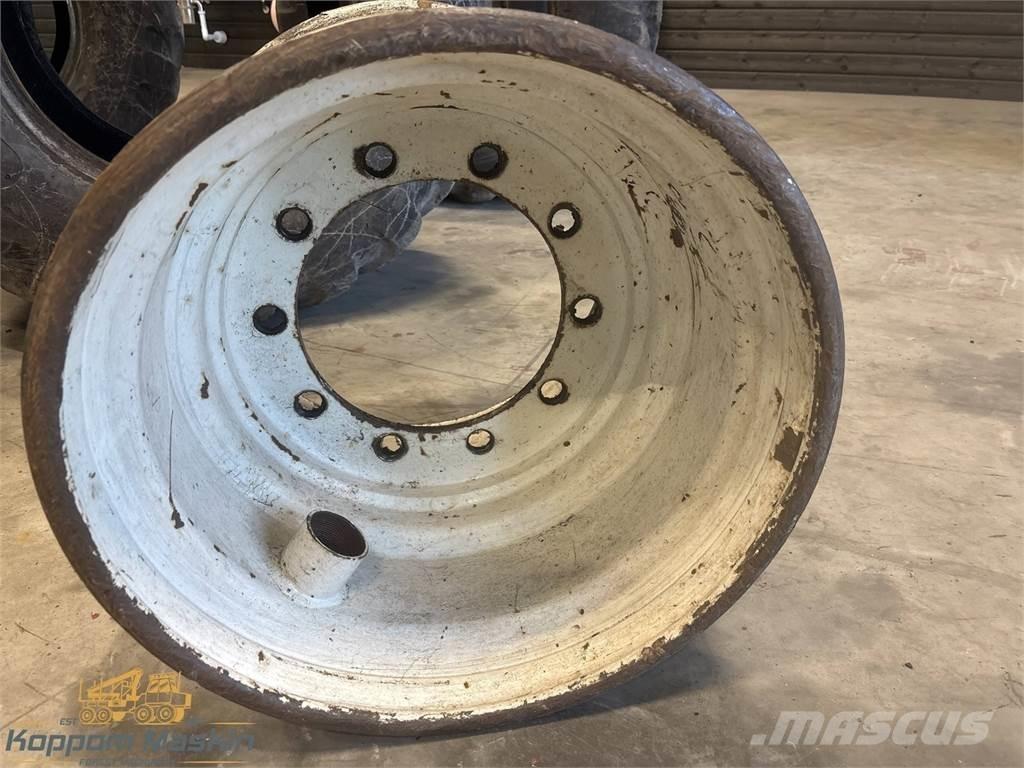 Gremo 950 20x22,5 الإطارات والعجلات والحافات
