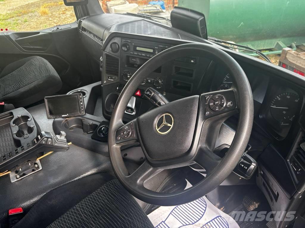 Mercedes-Benz 3240 شاحنات الرافعات الخطافية