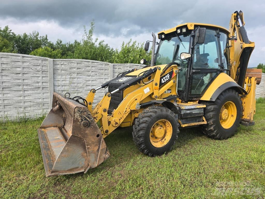 CAT 432 F لوادر ذات جرافات عكسية