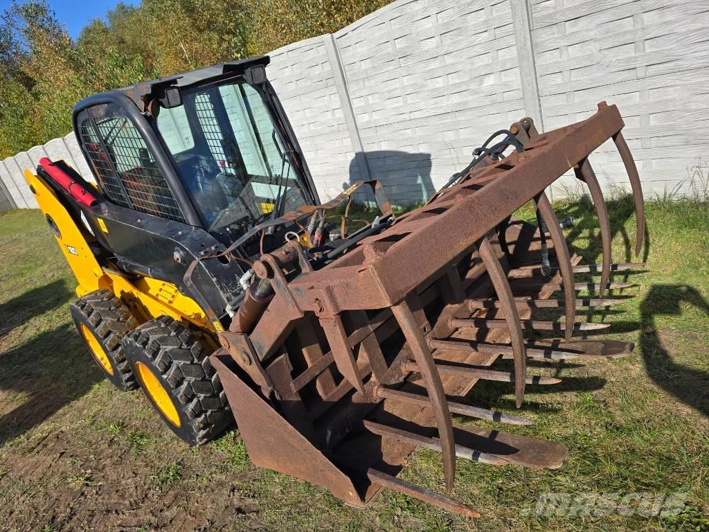 JCB 180 Robot لوادر صغيرة