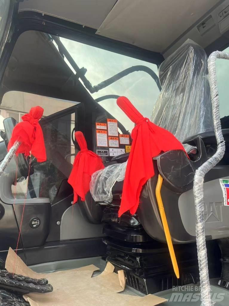 CAT 336 D حفارات زحافة