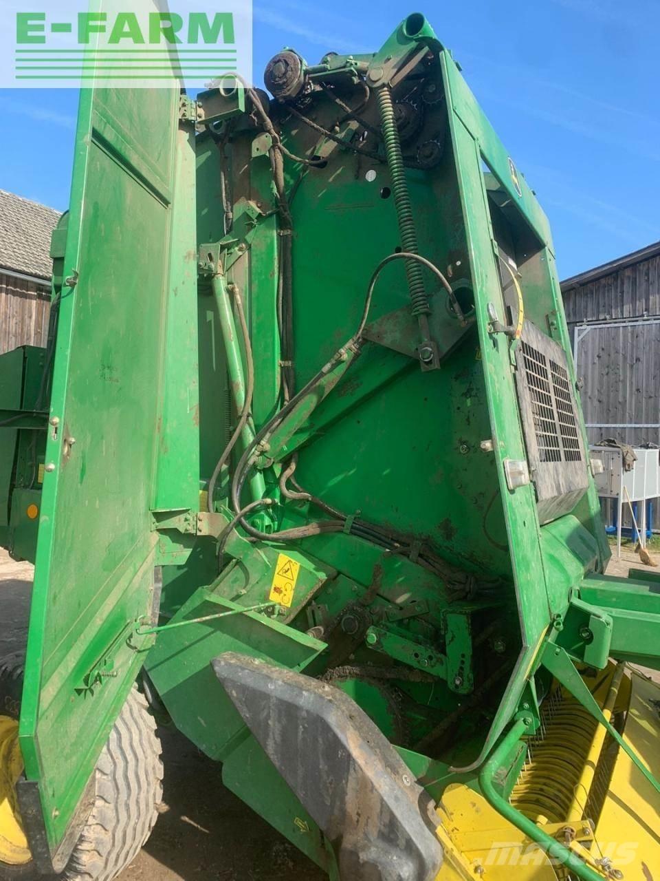 John Deere 592C محزمات مربعة