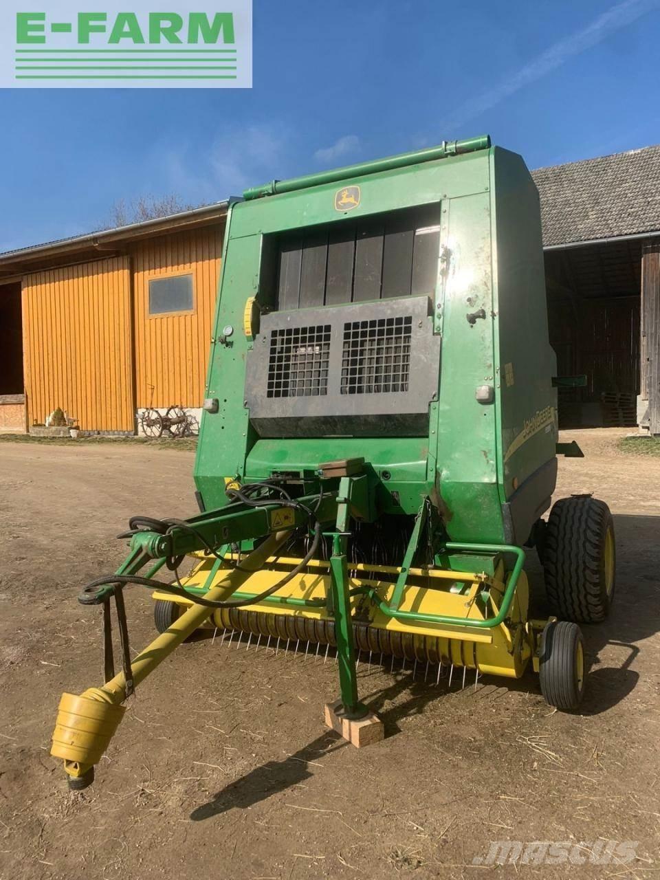 John Deere 592C محزمات مربعة