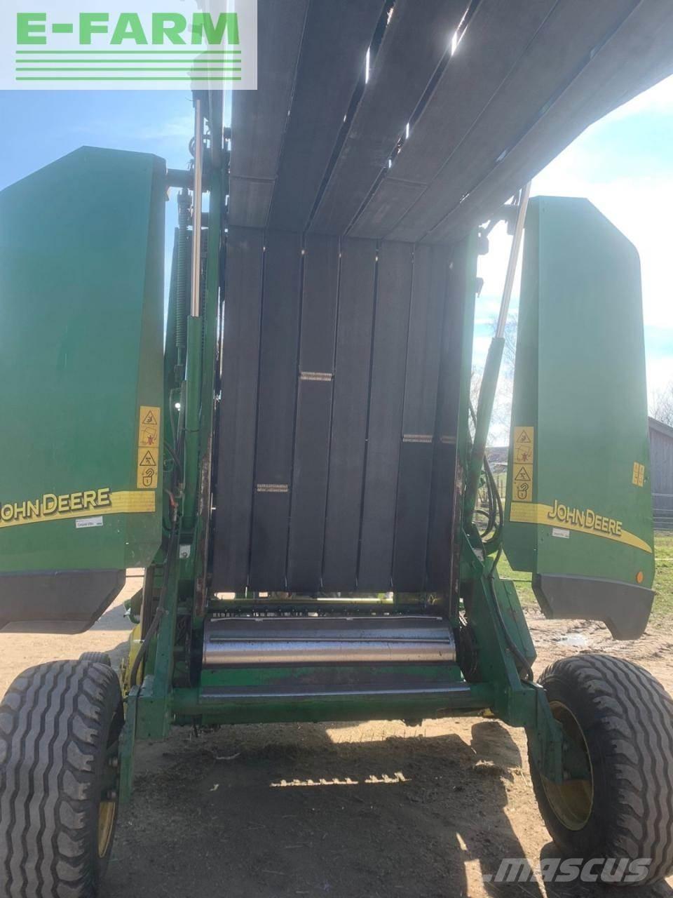 John Deere 592C محزمات مربعة