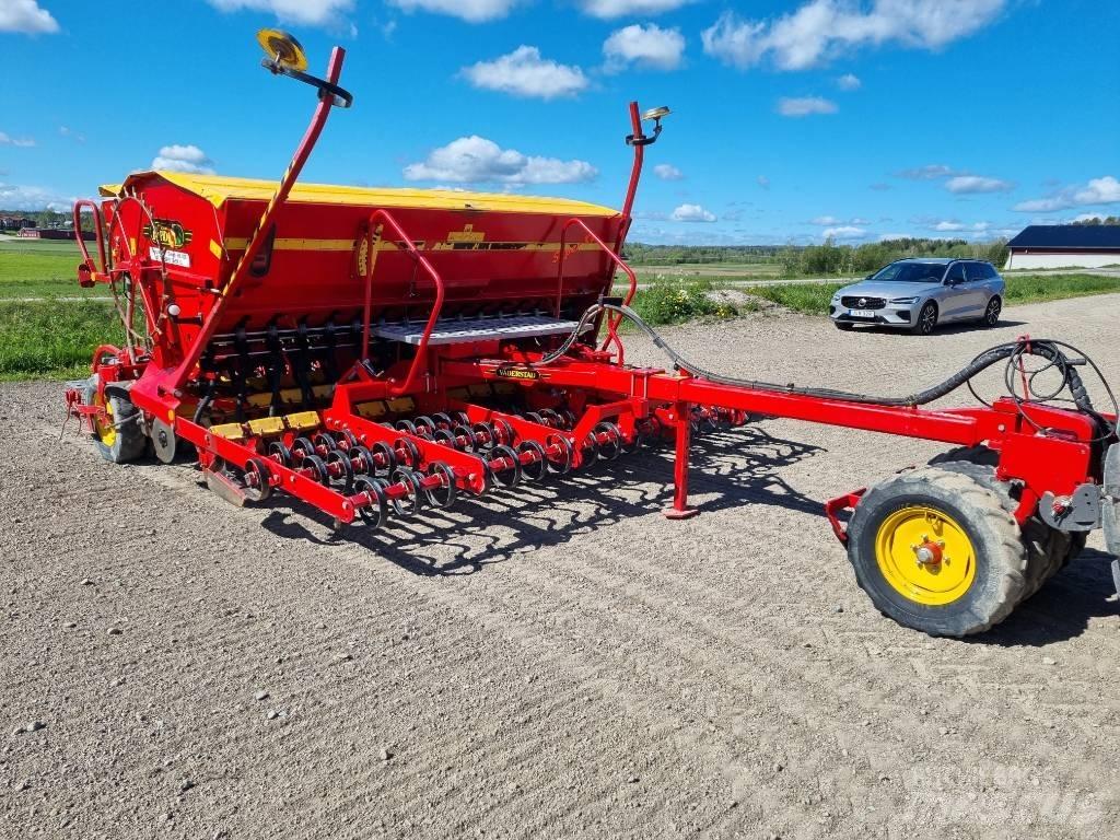 Väderstad 400C مثاقيب مدمجة