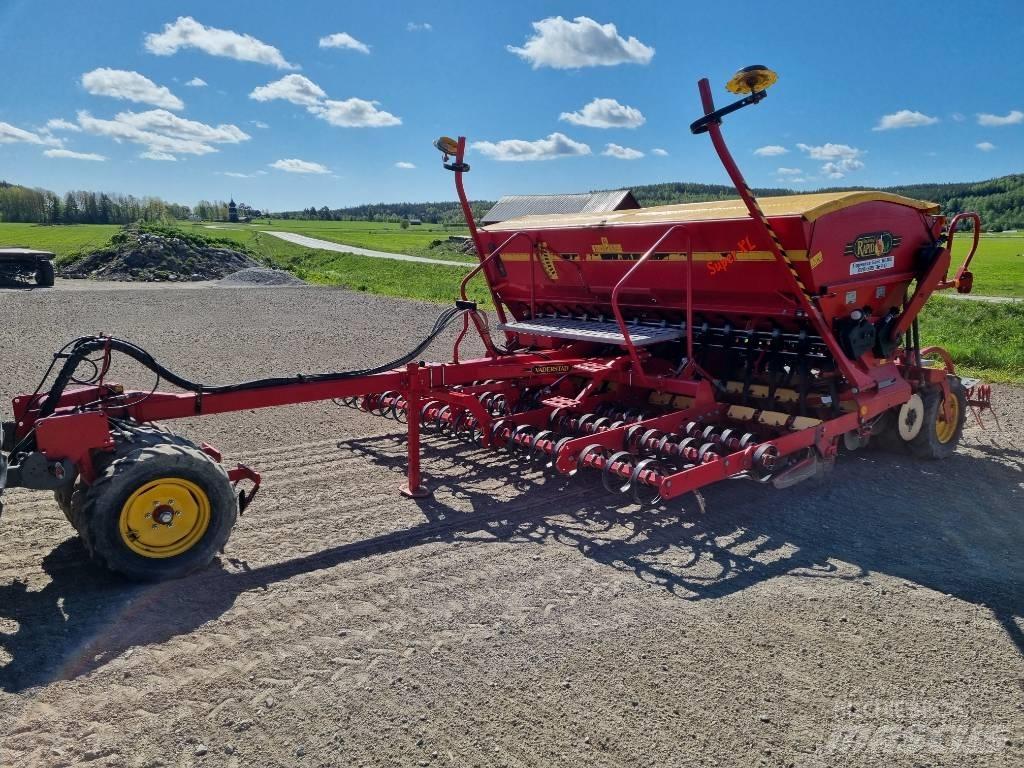 Väderstad 400C مثاقيب مدمجة