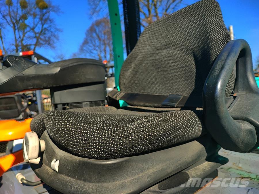 Mitsubishi FD50NT شاحنات الديزل