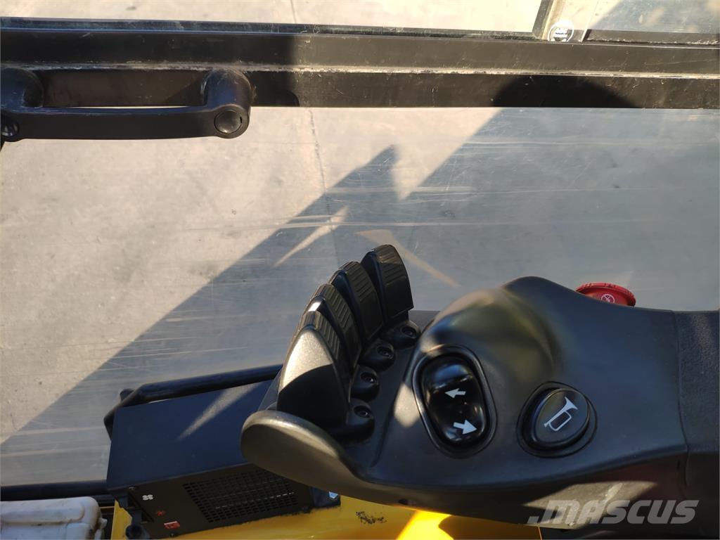 Yale ERP20VT شاحنات ذات رافعات شوكية تعمل بالكهرباء