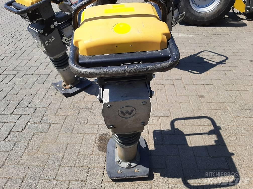 Wacker Neuson AS60e ِدَكات