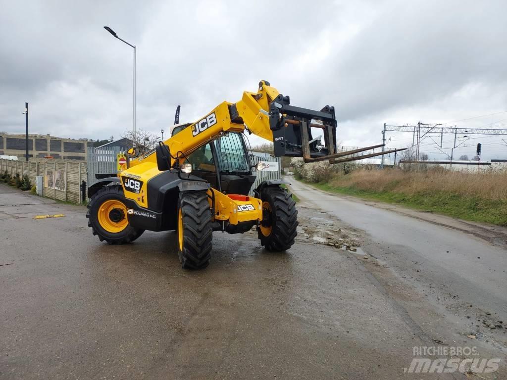 JCB 531-70 مناولات متداخلة