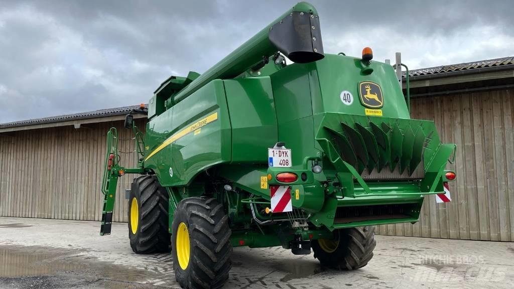 John Deere T 560 حصادات