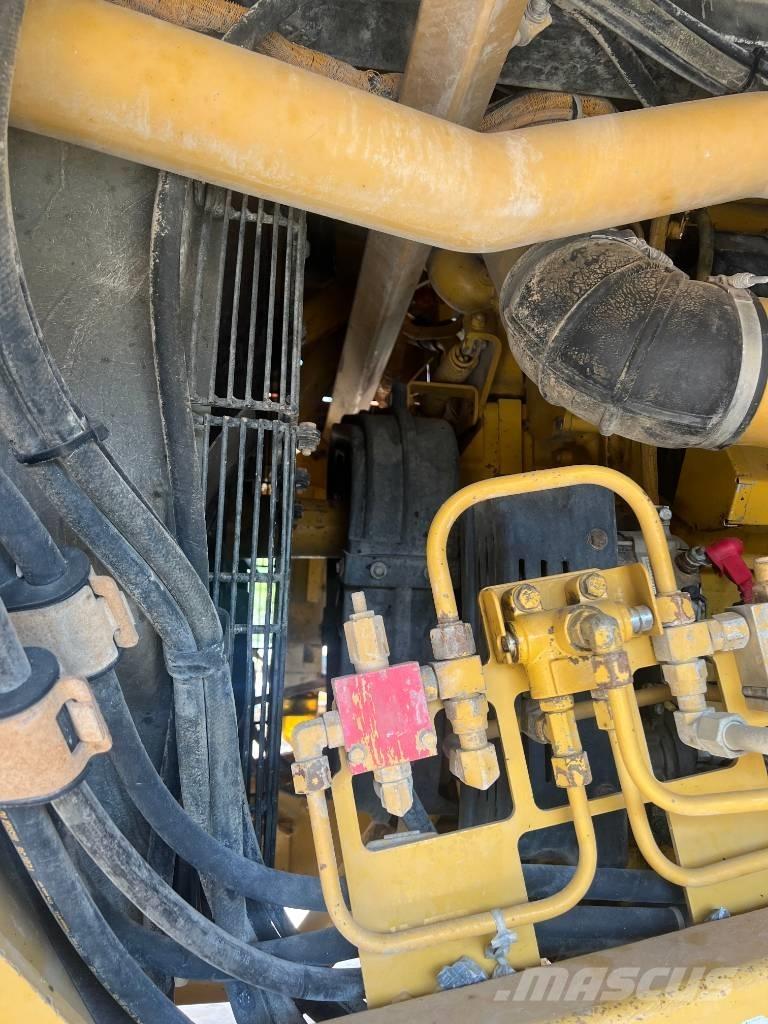 CAT 773 F شاحنات المخلفات الصلبة