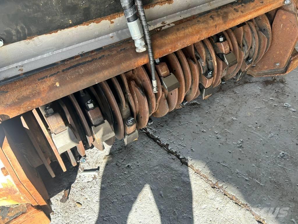 FAE BL5 Mulcher ماكينات تقطيع أخشاب الحراجة