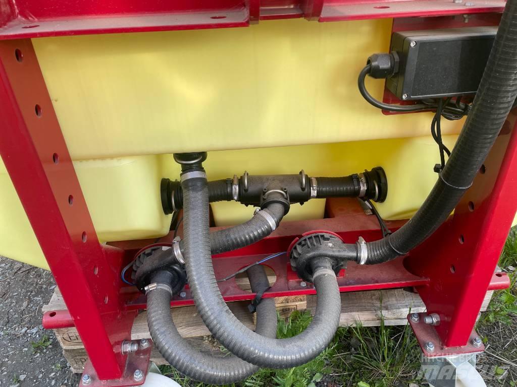 Hardi Mega 12 رشاشات محمولة