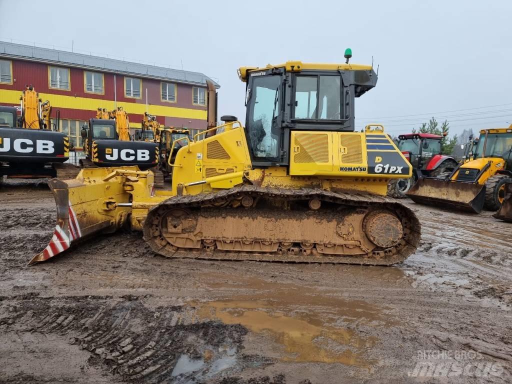 Komatsu D 61 PX-23 بلدوزرات مجنزرة