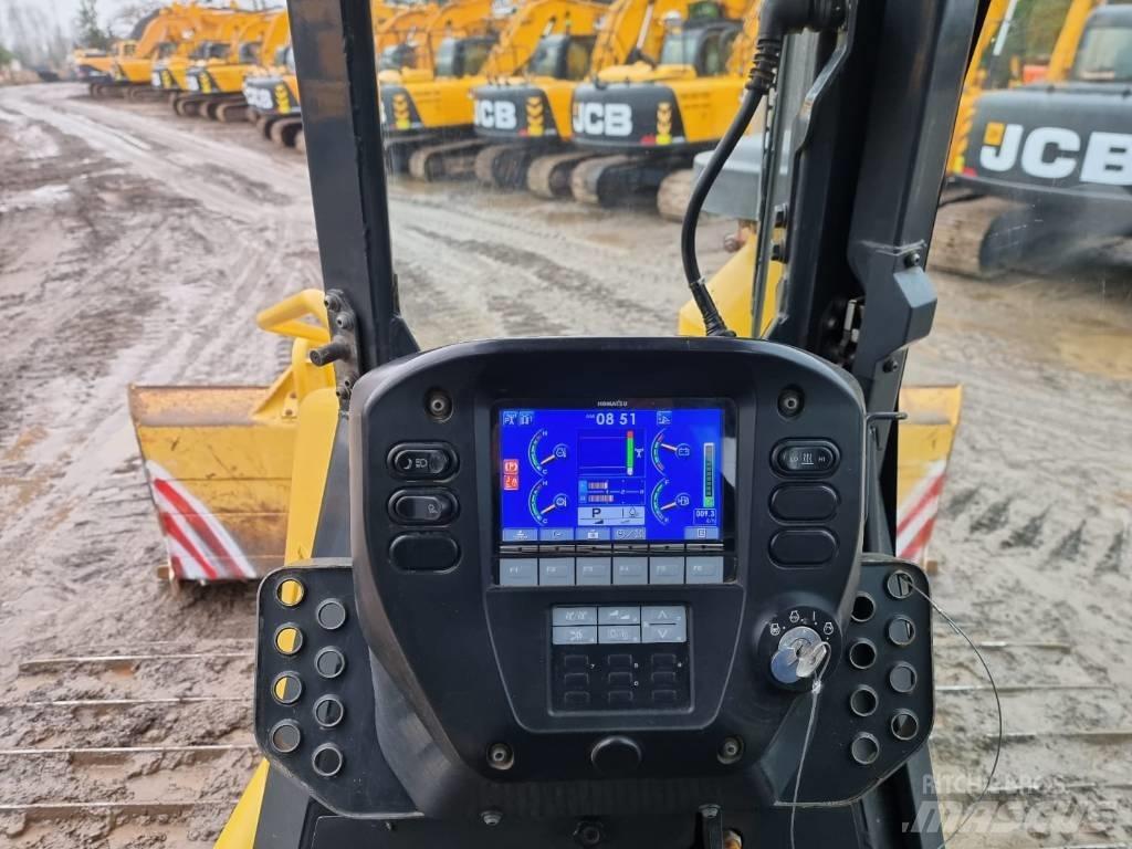 Komatsu D 61 PX-23 بلدوزرات مجنزرة