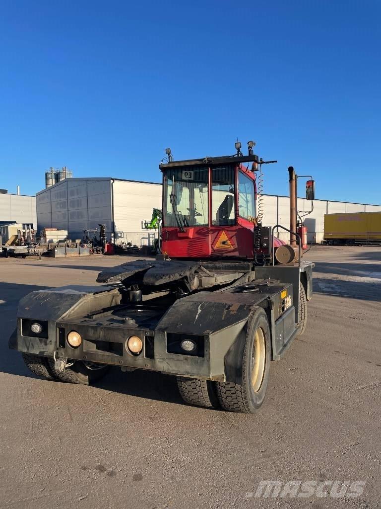 Kalmar 618i جرارات صالات المطارات
