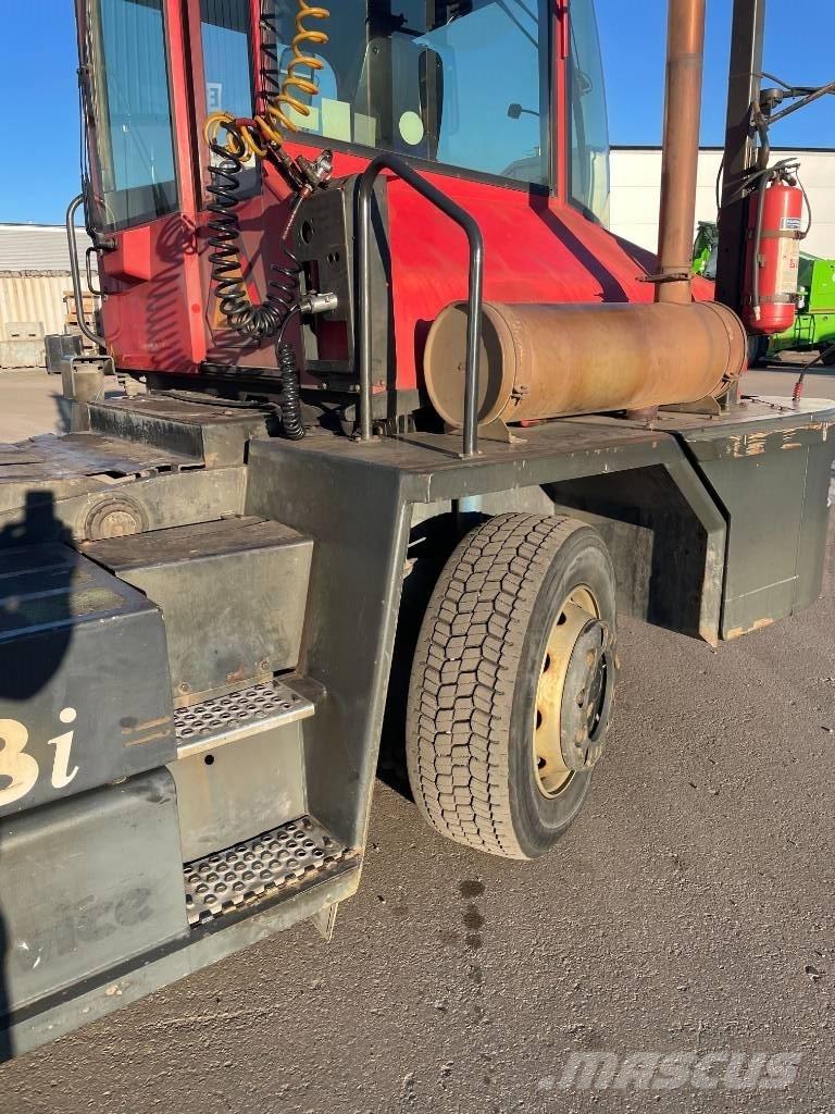 Kalmar 618i جرارات صالات المطارات